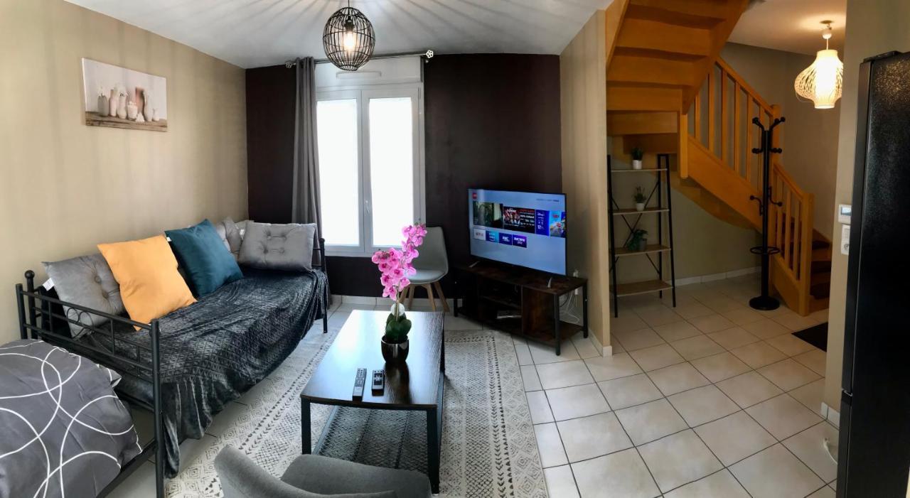Agréable maison proche Gare avec parking gratuit Le Mans Extérieur photo