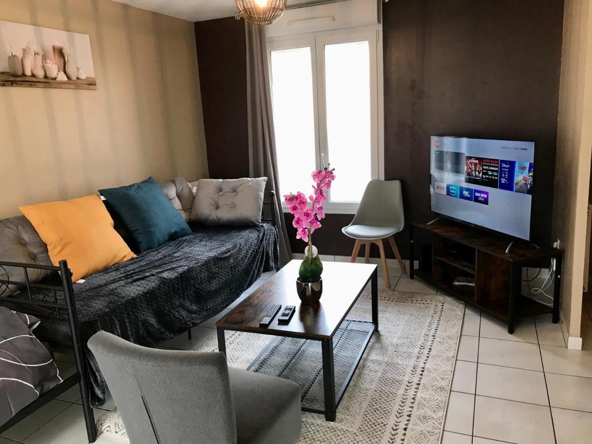 Agréable maison proche Gare avec parking gratuit Le Mans Extérieur photo